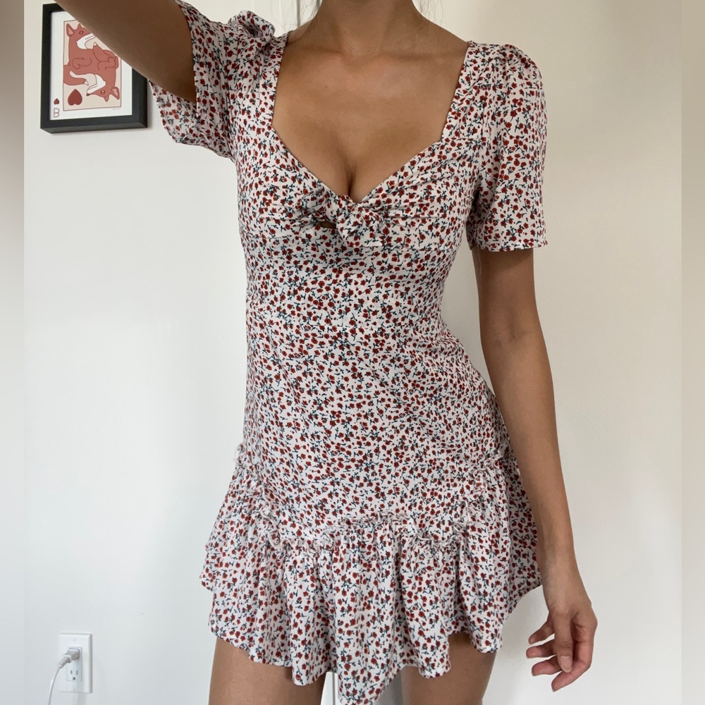 Princess Polly white floral Mica mini ruffle dress. Size 4